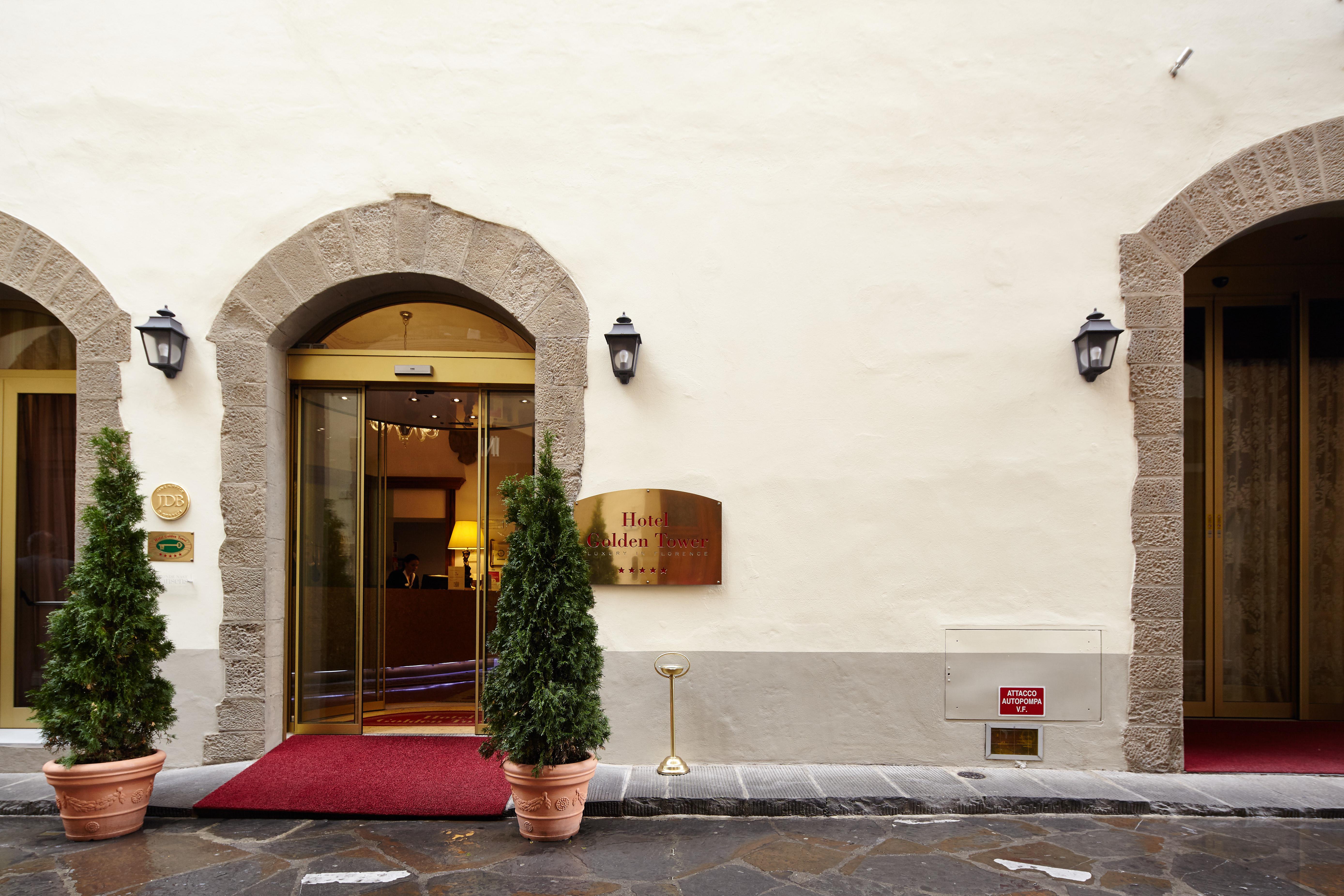 Golden Tower Hotel & Spa Флоренция Экстерьер фото Entrance of the hotel