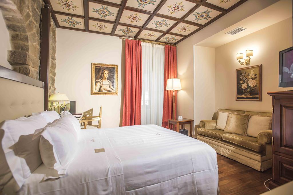 Golden Tower Hotel & Spa Флоренция Экстерьер фото A room at the hotel